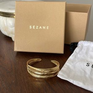 Authentic Sezane bracelet-gold plated